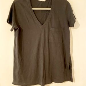 LUSH tissue thin V-neck layering basic black tee
